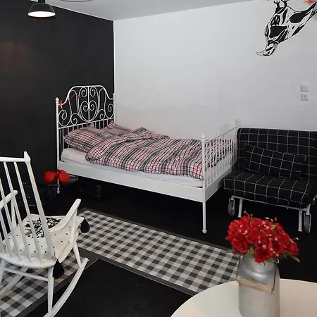 Foto-motel + Fensterzumhof Кассель